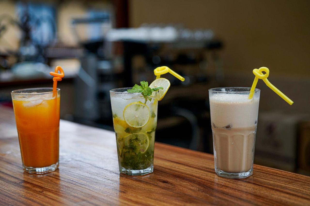 Bar Peepal Resort 포카라 외부 사진 A selection of Vietnamese drinks