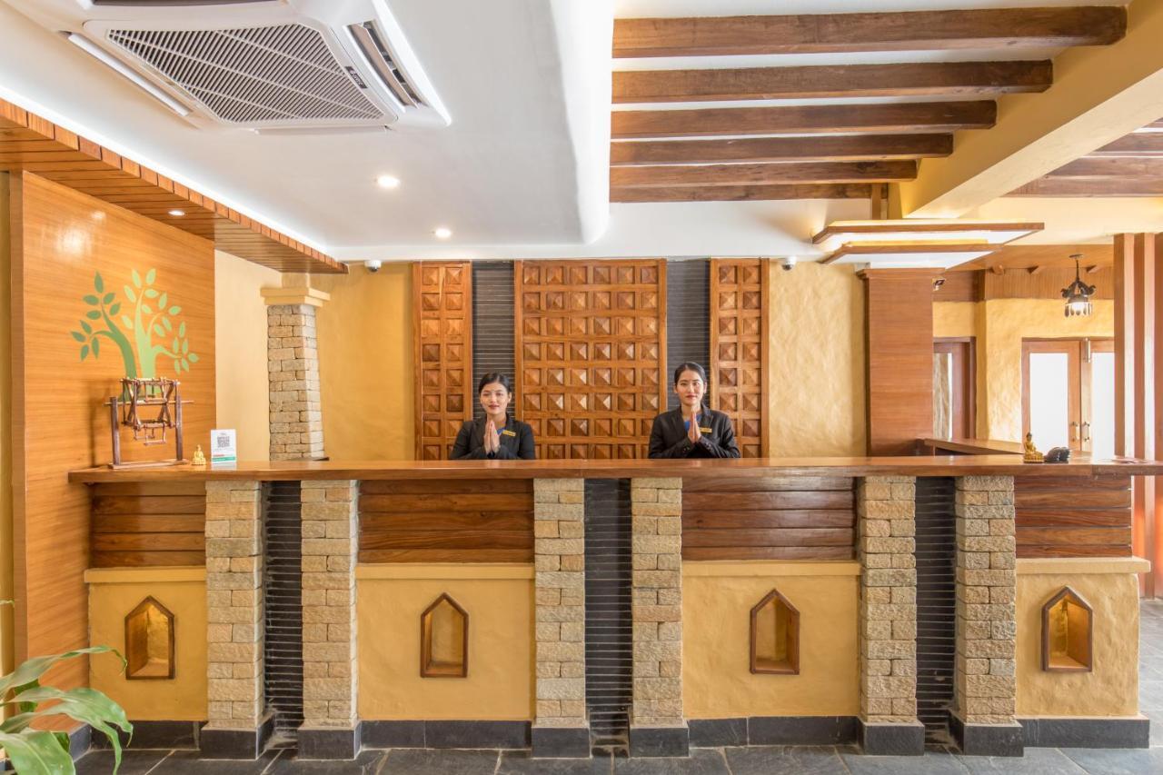 Bar Peepal Resort 포카라 외부 사진 Reception at the hotel