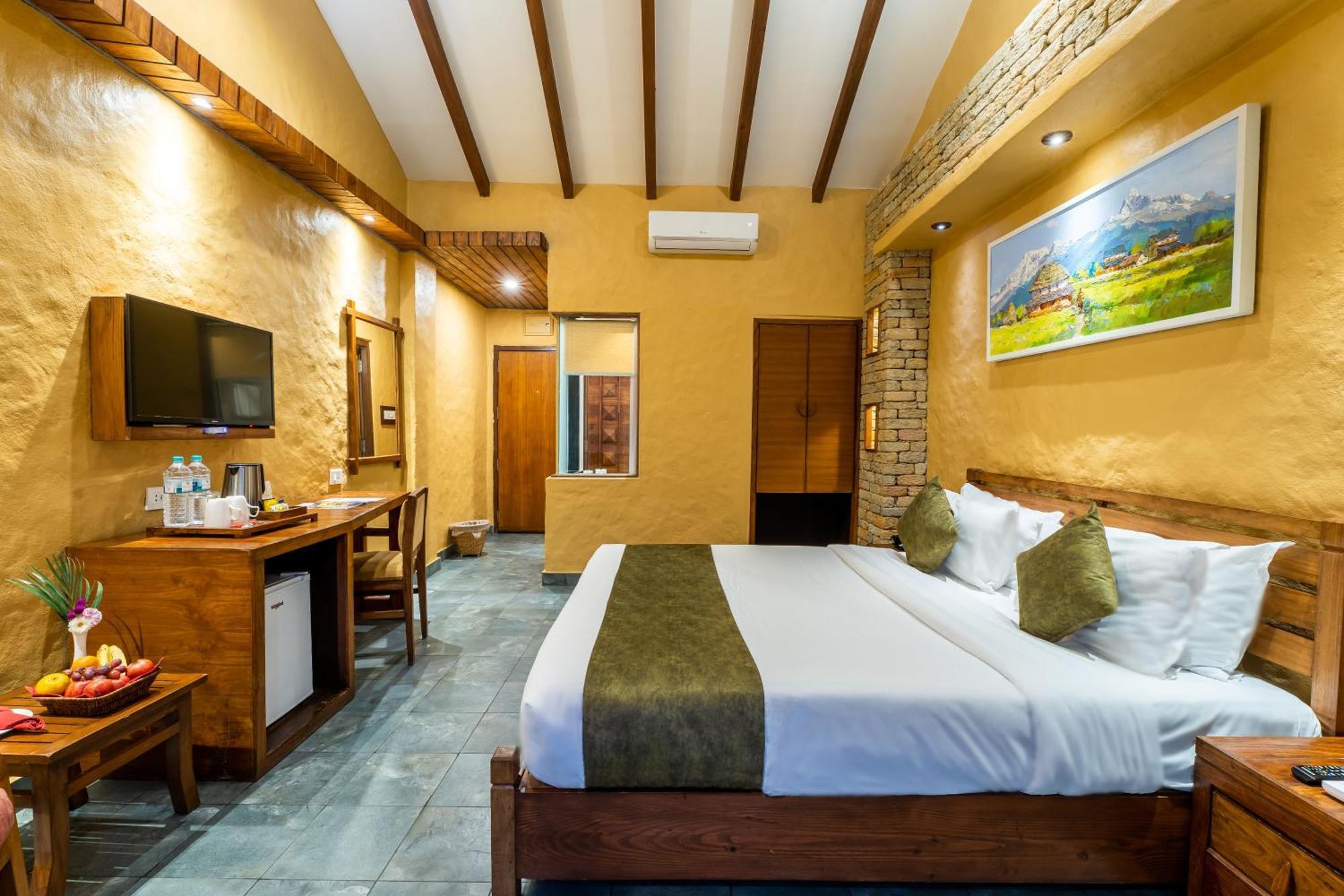 Bar Peepal Resort 포카라 외부 사진 Deluxe Room