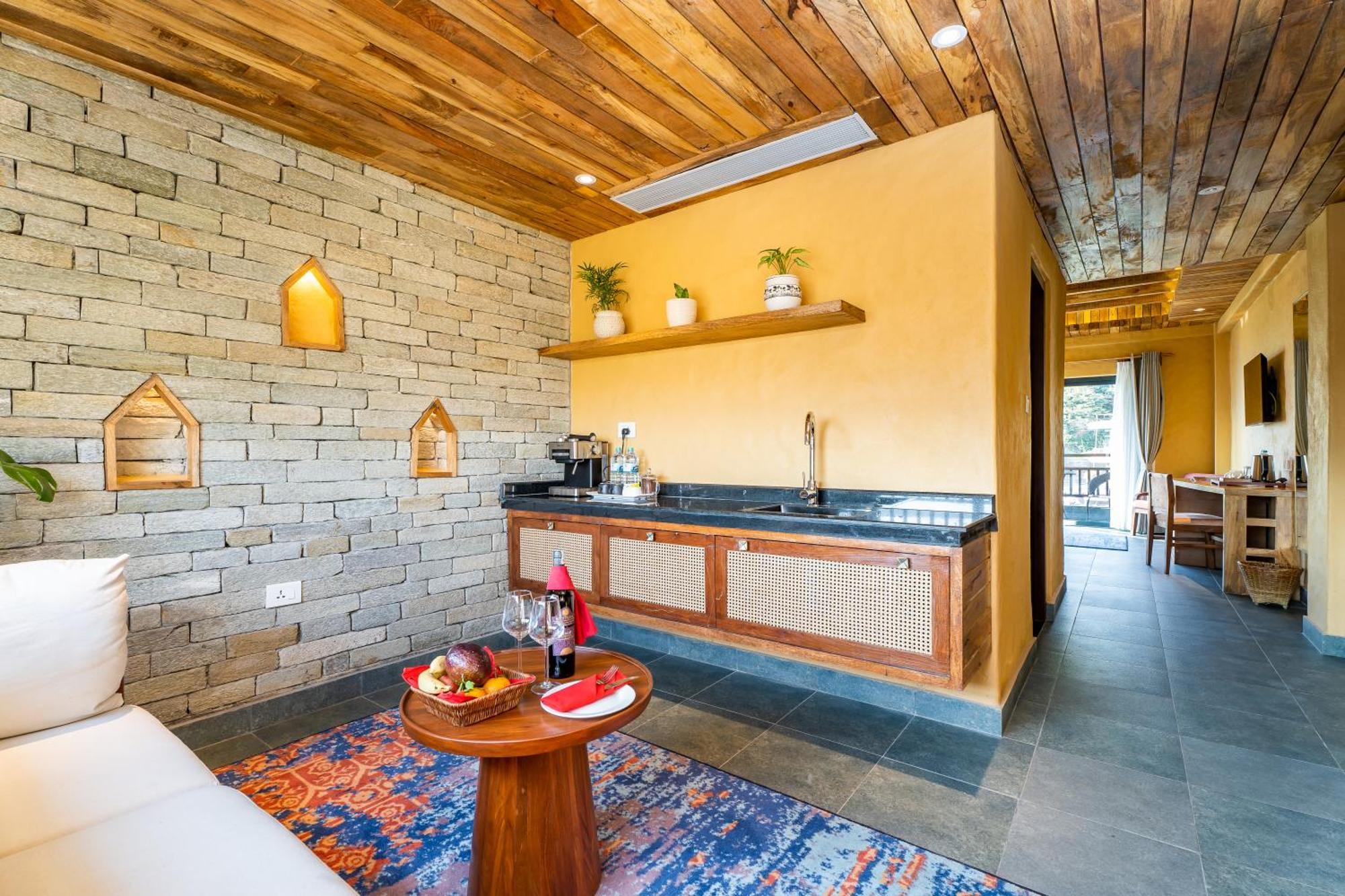 Bar Peepal Resort 포카라 외부 사진 A kitchen in a hotel