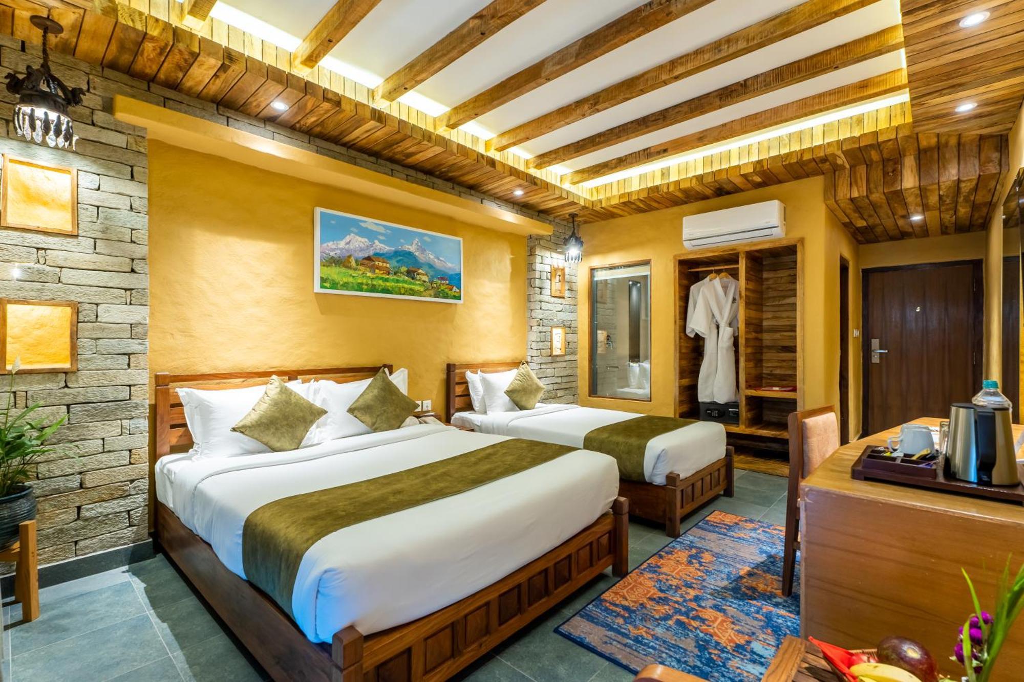 Bar Peepal Resort 포카라 외부 사진 Deluxe Room