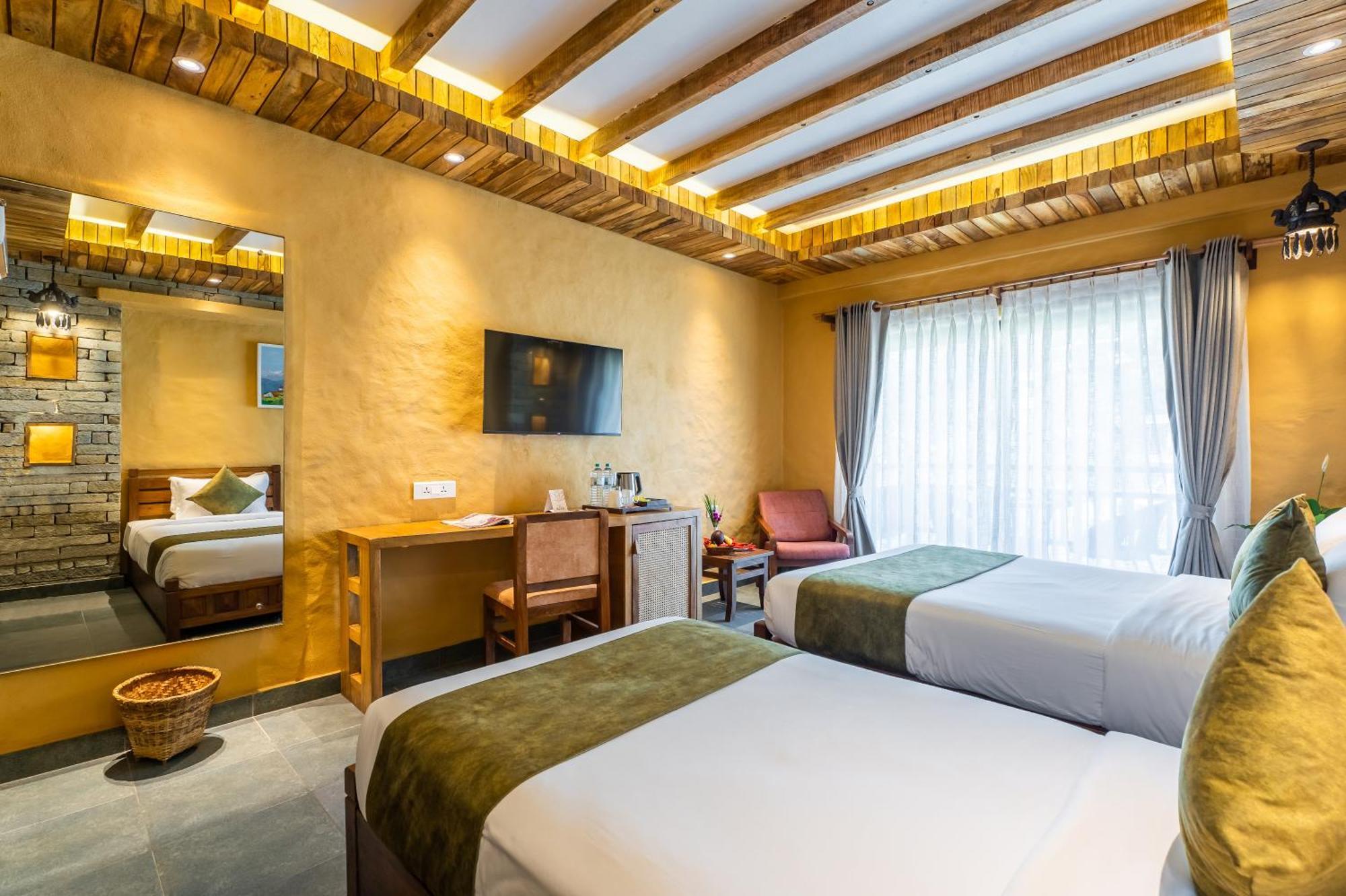 Bar Peepal Resort 포카라 외부 사진 Deluxe Room