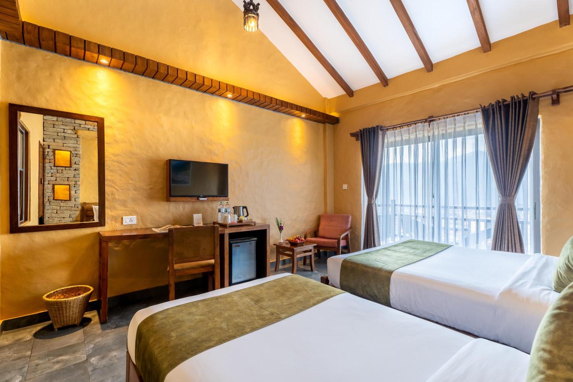 Bar Peepal Resort 포카라 외부 사진 Deluxe Room